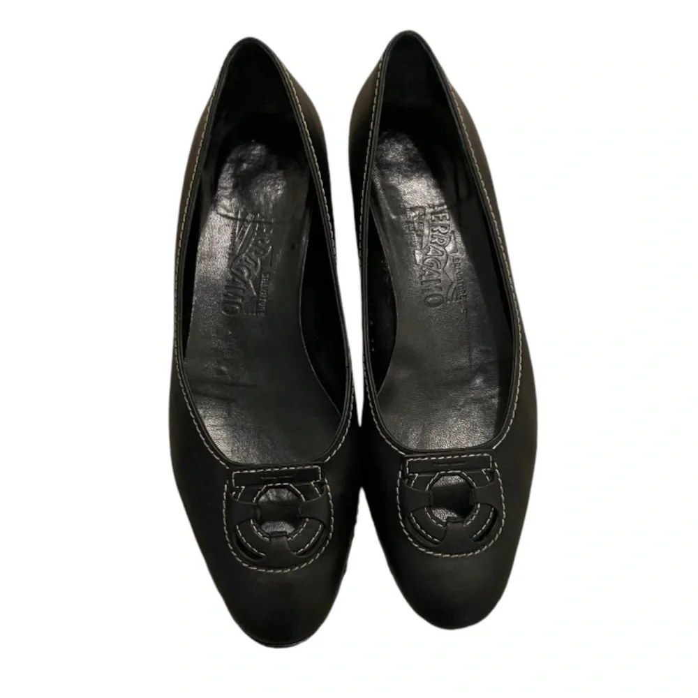 Salvatore Ferragamo flats - Picture 2 of 16